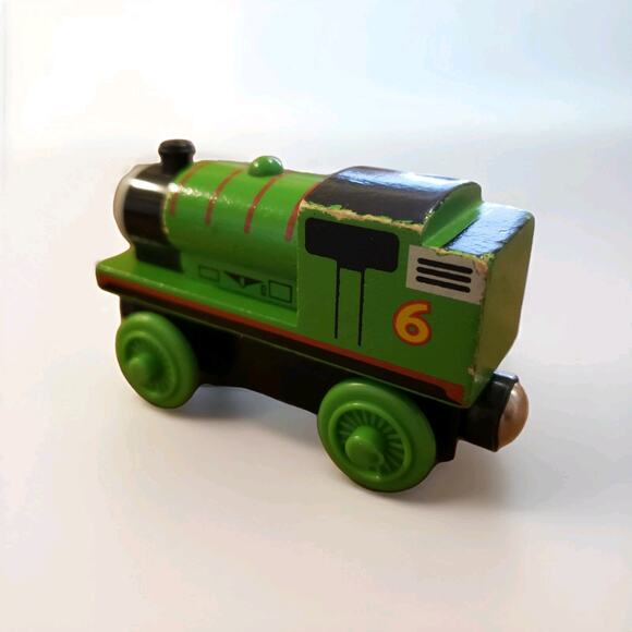 Thomas & Friends Wooden Railway Percy Engine Learning Curve Green #6 Train - Picture 3 of 6